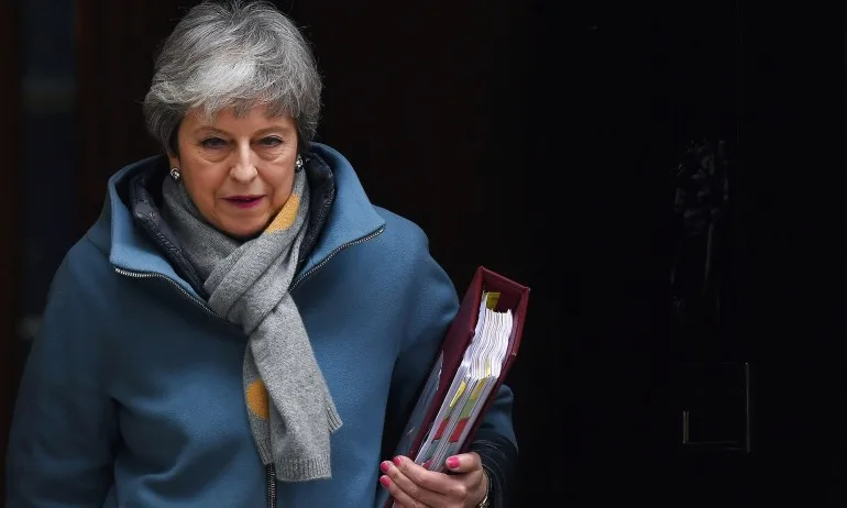 Официално: Лондон иска отлагане на Брекзит - Tribune.bg