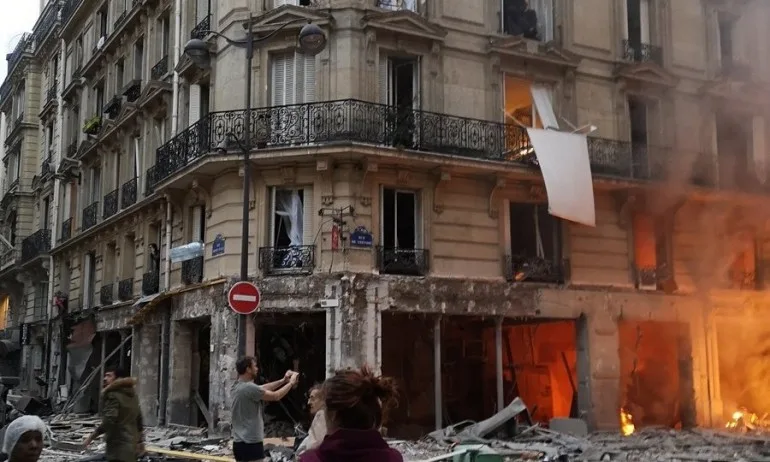 Мощен взрив в центъра на Париж, има ранени (ВИДЕО) - Tribune.bg