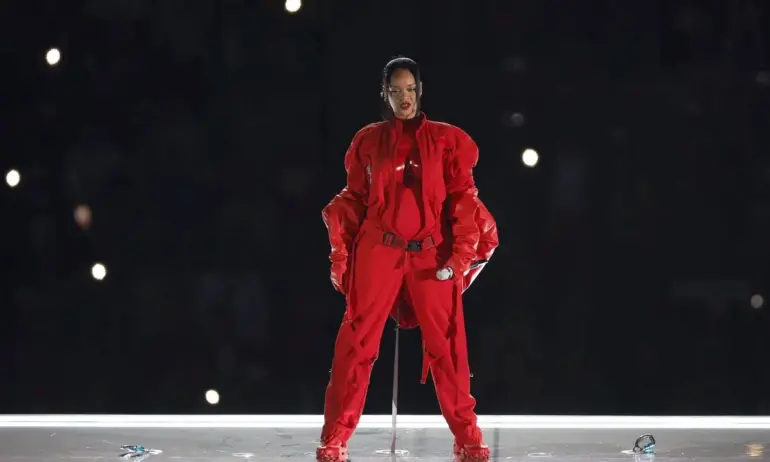 Риана планира мащабно музикално завръщане - Tribune.bg