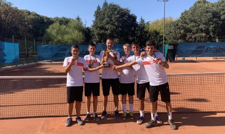 ТК Кристи при юношите и ТК 15:40 при девойките са шампиони на Държавното отборно първенство по тенис до 14 г. - Tribune.bg