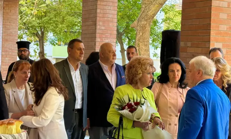 Кралев: За добро здравеопазване са необходими добре обучени кадри - Tribune.bg