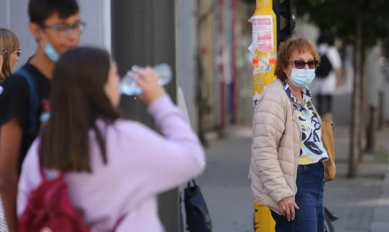 Няма да затягат Covid мерките в София, реши столичният оперативен щаб - Tribune.bg