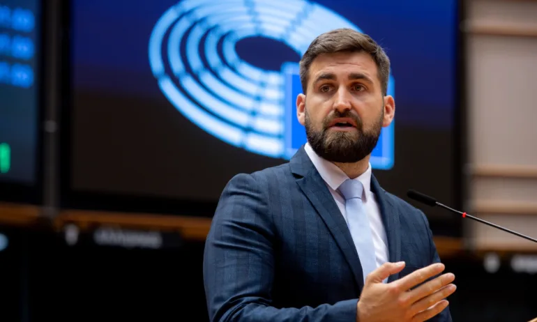 Андрей Новаков предлага да има специален надзор за големите транспортни проекти в ЕС - Tribune.bg