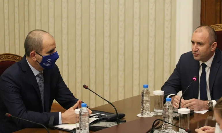 Радев прие на Дондуков 2 човека, който го наричаше българският Мадуро - Tribune.bg