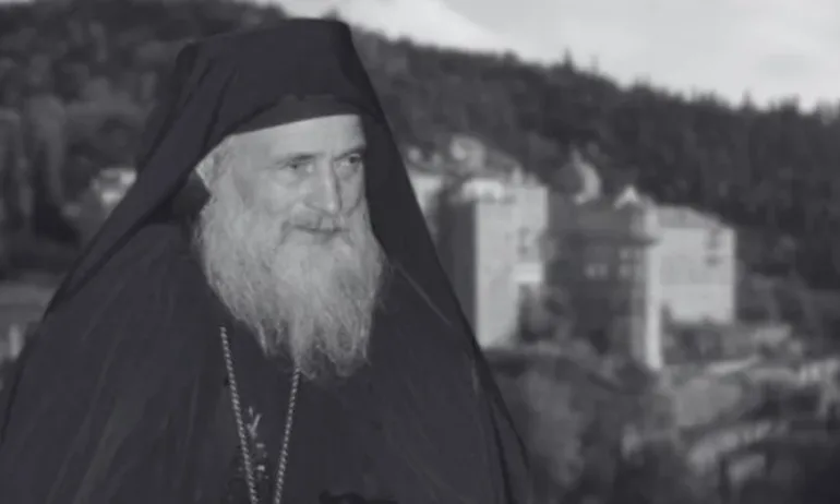 Почина архим. Амвросий - игумен на Зографската света обител - Tribune.bg