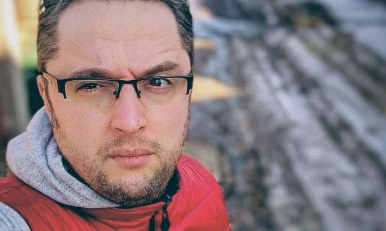 Виктор Стоянов: Масово се разпространява фалшива новина за Парижката опера - Tribune.bg