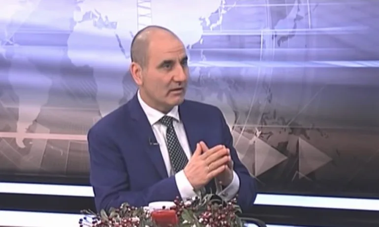 Цветанов: Знам слабостта на Радев към Грипен - Tribune.bg