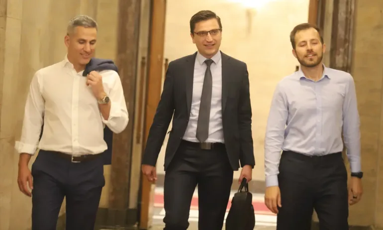 ПП искат службите да разследват откъде Делян Добрев има фактурите за газа - Tribune.bg