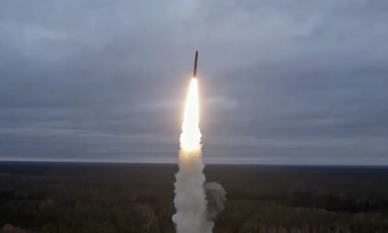 Пхенян изстреля нови балистични ракети - Tribune.bg