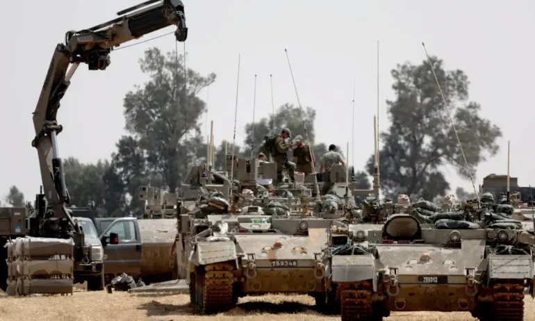 100 000 души се евакуират от Рафах, а Хизбула изстреля десетки ракети срещу израелска база - Tribune.bg