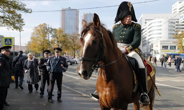Известен руски историк обезглави любимата си - Tribune.bg