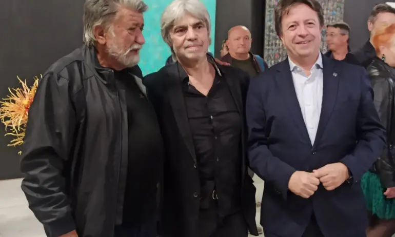 Вежди Рашидов: Изложбата на Николай Янакиев е забележително събитие - Tribune.bg