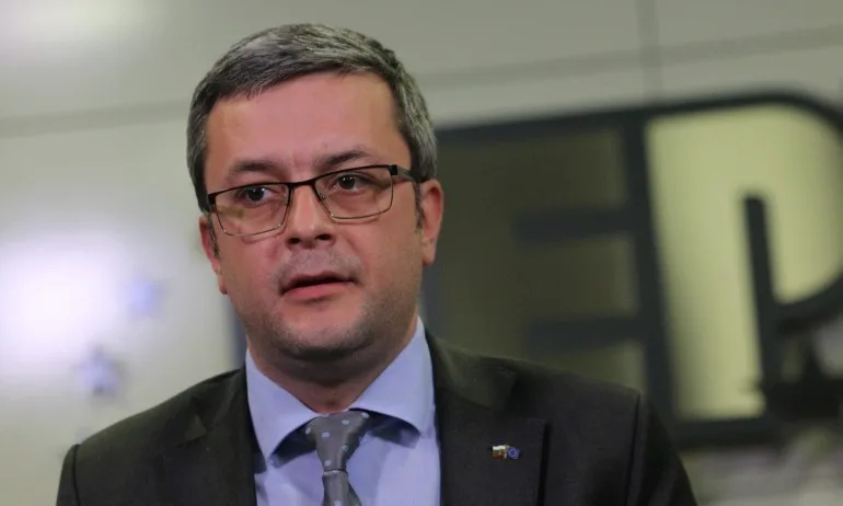 Тома Биков: Няма нужда ние да подкрепяме новото правителство, те си имат гласовете на ДПС - Tribune.bg