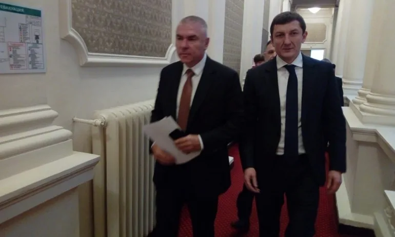 Веселин Марешки начело на листата на Воля за евровота - Tribune.bg