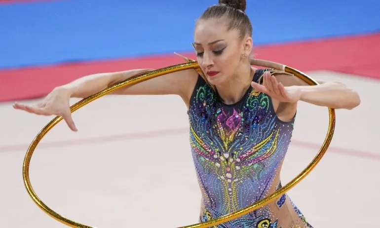 Боряна Калейн спечели злато на обръч и бронз на топка на Световната купа в София - Tribune.bg