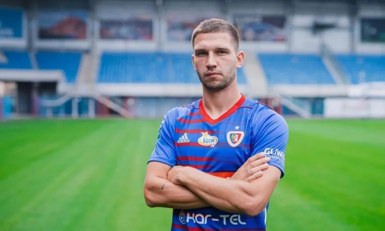 Лудогорец продаде нападател в Полша - Tribune.bg