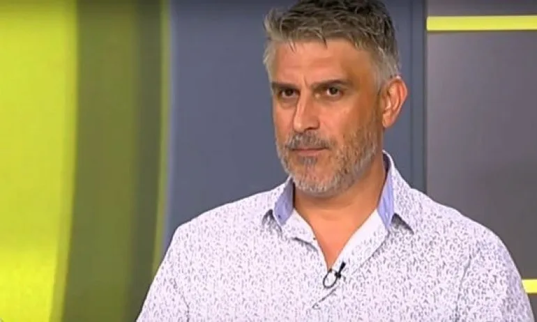 Росен Йорданов: Радев седи като кръстника, а останалите подкачат като лилипути, но не поемат отговорност - Tribune.bg