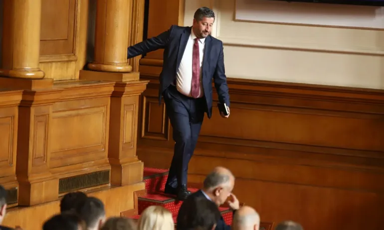 Христо Иванов смята, че формулата за кабинет на ПП и ДБ с подкрепата на ГЕРБ-СДС е възможна - Tribune.bg