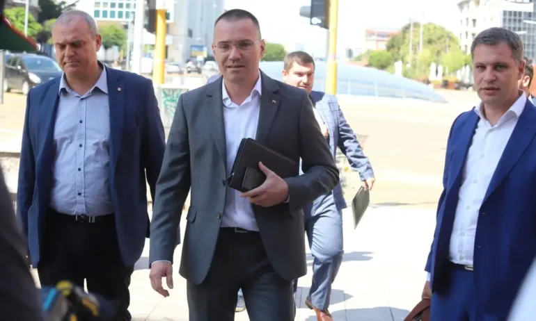 ВМРО се регистрираха в ЦИК за изборите - Tribune.bg