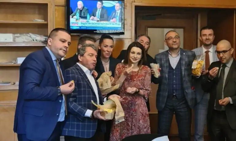 Тошко Йорданов: Кирил Петков и Асен Василев с недоразуменията им никога не трябва да имат власт - Tribune.bg