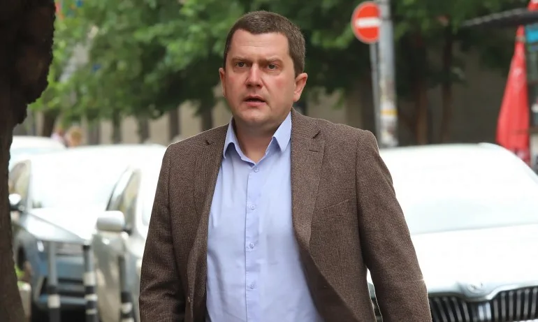 Кметът на Перник разсипа Нинова: Нарече я много агресивна, първосигнална и злобна жена - Tribune.bg