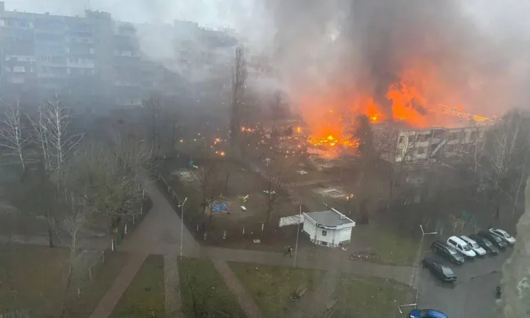 Хеликоптер се разби до детска градина край Киев, загина украинският вътрешен министър - Tribune.bg