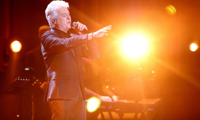 Пеещите артисти нахлуват в Пловдив със забранени песни и тайнствен оркестър - Tribune.bg