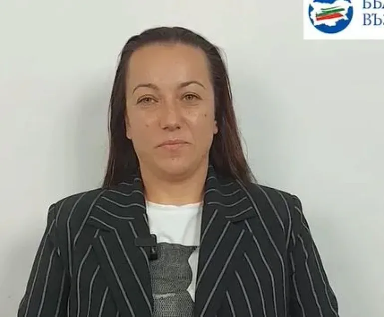  Надежда Самарджиева 