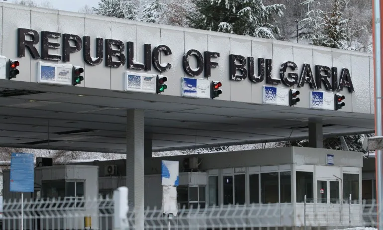 Сърбия отмени изискването за ПСР тест за влизащите от България - Tribune.bg