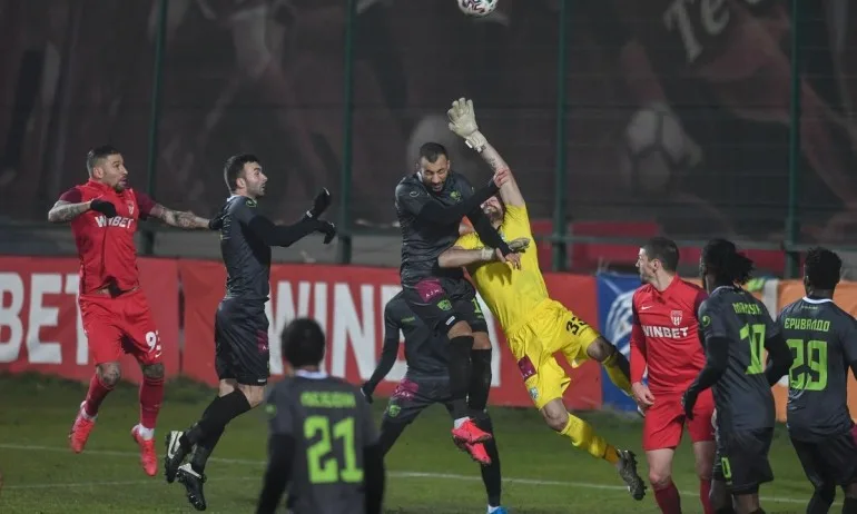 Берое надигра Царско село като гост в София - Tribune.bg