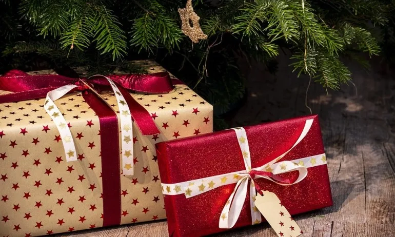 Мъжете са по-щедри за Коледа - Tribune.bg