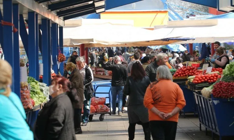 Проверките на НАП излизат и извън борсите за плодове и зеленчуци - Tribune.bg