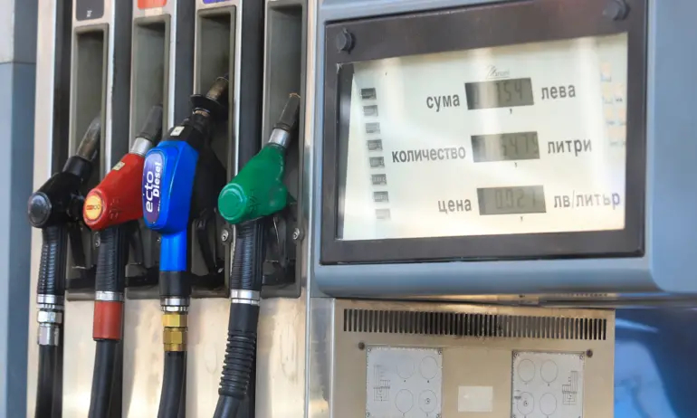 Денков нарече закона за дерогацията нефелен - Tribune.bg