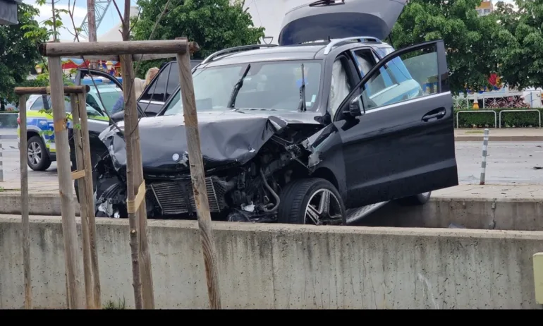 Млад шофьор с джип уби баба си при катастрофа на бул. Скобелев в София - Tribune.bg