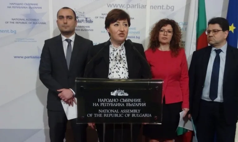 ГЕРБ внесе промени в Закона за търговския регистър, за да намали административната тежест за бизнеса - Tribune.bg