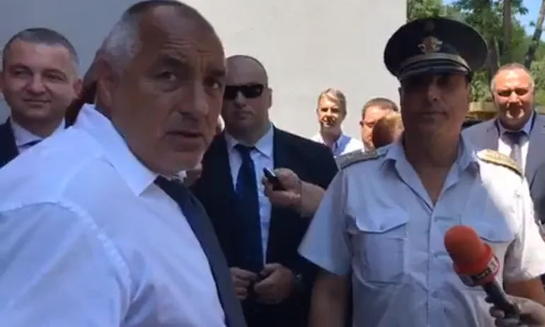 Борисов към пожарникарите: Ще има 10% увеличение на заплатите - Tribune.bg