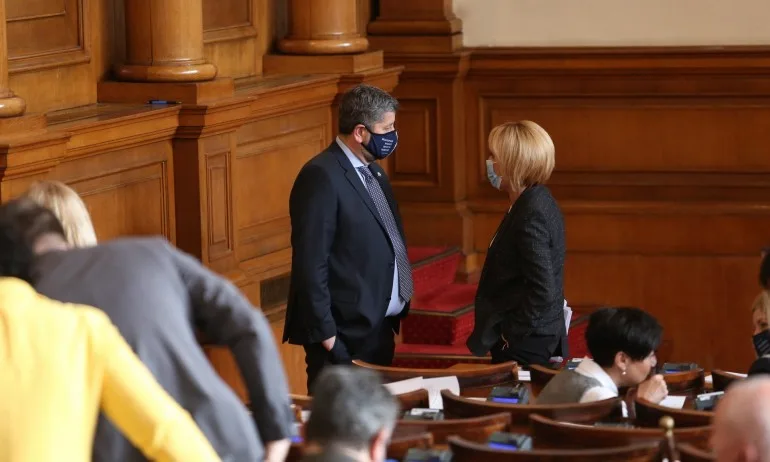 Новите партии в парламента блокират помощите от 50 лв. за пенсионерите - Tribune.bg