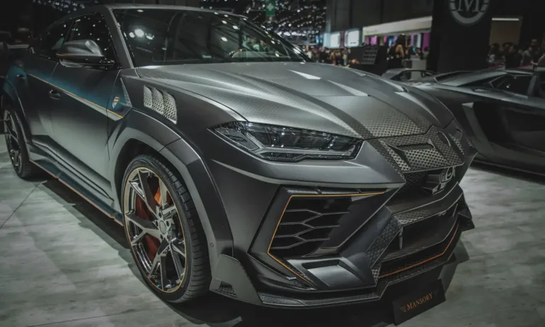 Шестима обвинени след спецакцията в Бургас, регистрирали крадени коли за 4 млн. лева - Tribune.bg