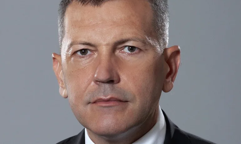 Има ли служебен министър с коронавирус? - Tribune.bg