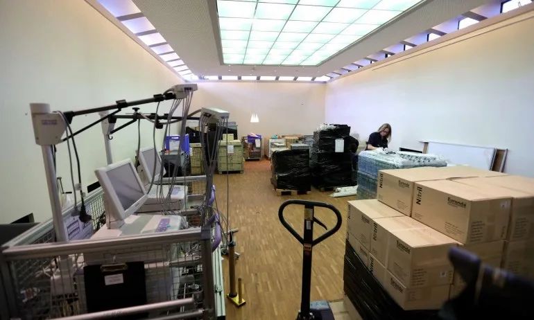 Правителството одобри договор с Китай за доставка на предпазни маски и респиратори - Tribune.bg