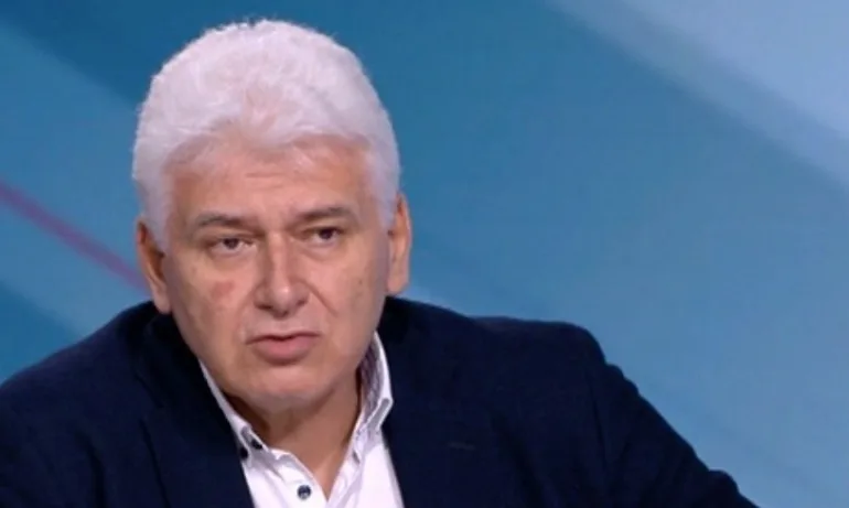 Проф. Пламен Киров: Никой не си е дал сметка, че членовете на СИК могат да възразят да бъдат снимани - Tribune.bg