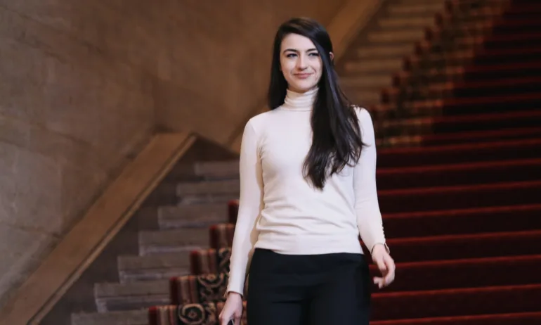 Прокуратурата разследва Лена Бориславова заради неизгодна сделка, свързана с ББР - Tribune.bg