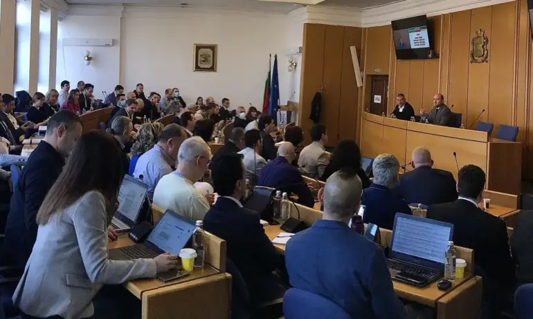 СОС ще гласува за нова спортна площадка и реставрация на къщата на Райна Княгиня - Tribune.bg