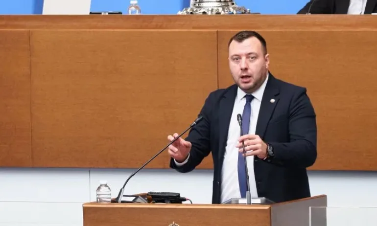 Петър Петров: Единствената промяна, която ще постигнем с измененията в ИК, е да намалим гласовете от Турция - Tribune.bg