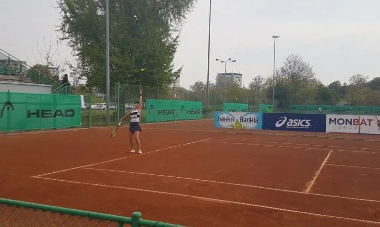 Димитрова е четвъртфиналистка на сингъл, Генов е на финал на двойки на Пловдив къп - Tribune.bg