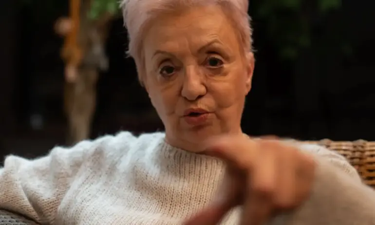 Бившата пиарка на Петков: Честито! В понеделник България ще има редовно правителство - Tribune.bg