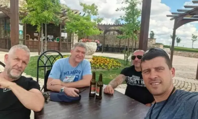 Здрасти, Пламене… да те питам, а… още един милион и половина… за един културен проект… - Tribune.bg