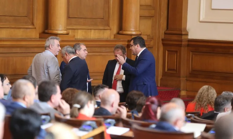 НФСБ и ВМРО: Коалицията съществува, но без Волен Сидеров в нея - Tribune.bg
