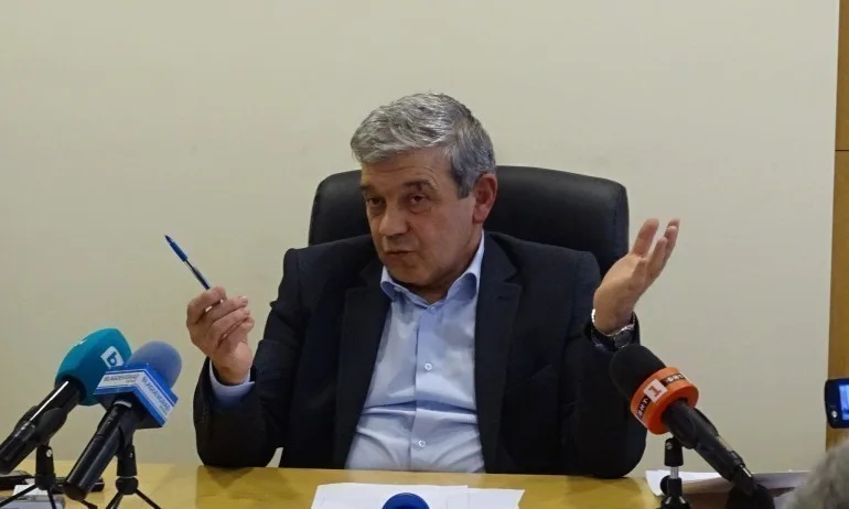 Кметът на Благоевград не иска да слуша COVID комисията за затварянето на града - Tribune.bg