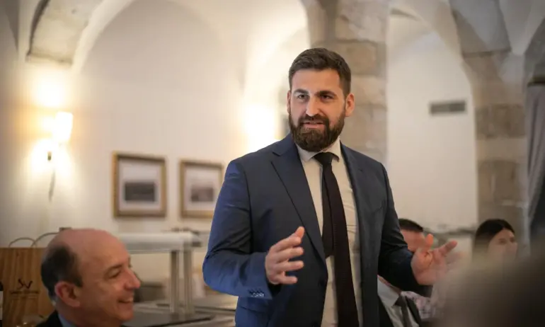 Андрей Новаков е най-влиятелният млад евродепутат от ЕНП, сочи престижната класация EUmatrix.eu - Tribune.bg